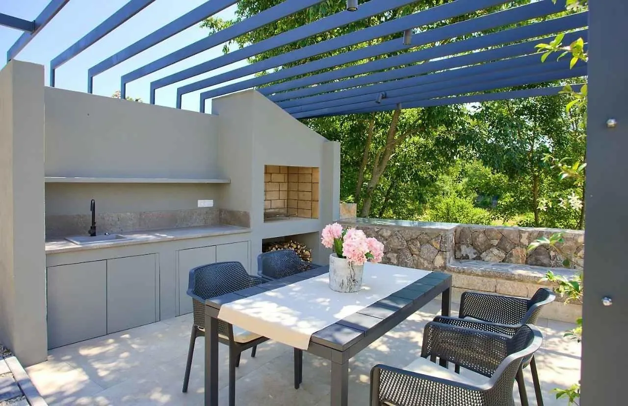 Holiday Home In Bajcici - Insel Krk 53472 Croatia